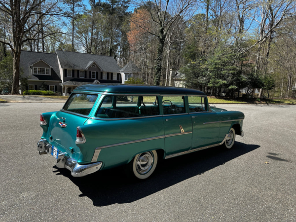 1955 Chevrolet Townsman - Iconic Classic Wagon with Stunning Two-Tone Green Finish - Image 19